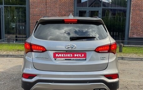 Hyundai Santa Fe III рестайлинг, 2017 год, 2 500 000 рублей, 31 фотография