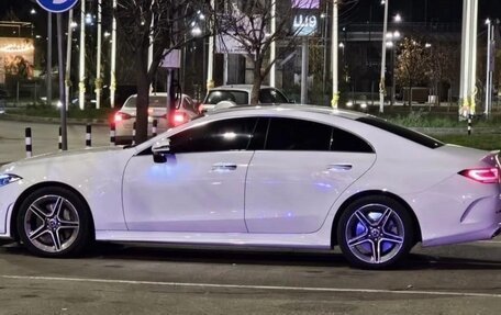 Mercedes-Benz CLS, 2018 год, 5 300 000 рублей, 2 фотография