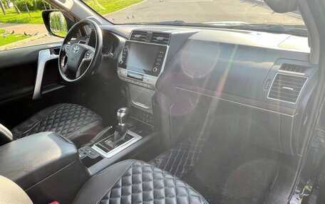 Toyota Land Cruiser Prado 150 рестайлинг 2, 2020 год, 5 850 000 рублей, 19 фотография