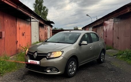 Renault Logan II, 2017 год, 380 000 рублей, 1 фотография