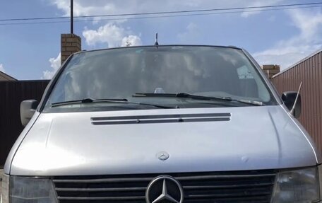 Mercedes-Benz Vito, 2000 год, 400 000 рублей, 1 фотография