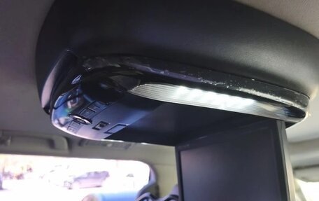 Toyota Land Cruiser 200, 2010 год, 3 860 000 рублей, 18 фотография