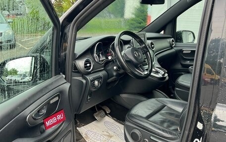 Mercedes-Benz V-Класс, 2017 год, 4 000 000 рублей, 13 фотография