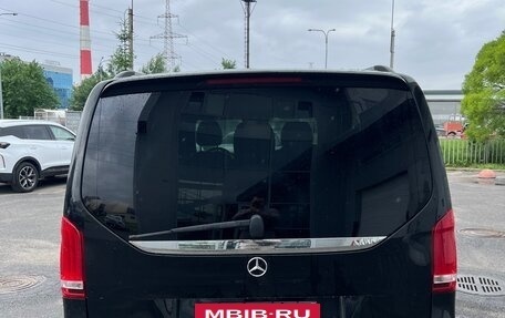 Mercedes-Benz V-Класс, 2017 год, 4 000 000 рублей, 10 фотография