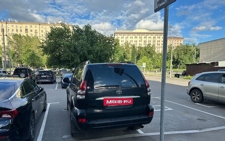 Toyota Land Cruiser Prado 120 рестайлинг, 2006 год, 2 500 000 рублей, 3 фотография