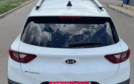 KIA Stonic, 2020 год, 1 420 000 рублей, 3 фотография