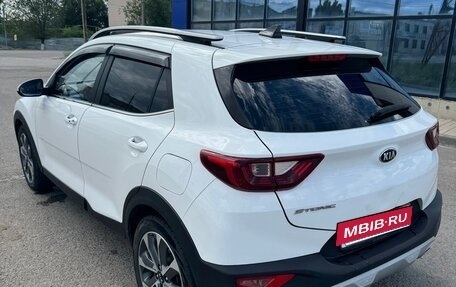 KIA Stonic, 2020 год, 1 420 000 рублей, 4 фотография