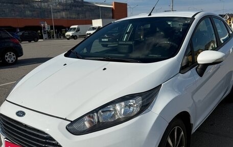 Ford Fiesta, 2015 год, 630 000 рублей, 2 фотография