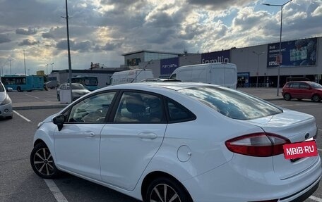 Ford Fiesta, 2015 год, 630 000 рублей, 4 фотография