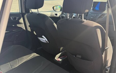 Ford Fiesta, 2015 год, 630 000 рублей, 17 фотография