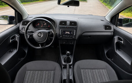 Volkswagen Polo VI (EU Market), 2017 год, 1 080 000 рублей, 6 фотография