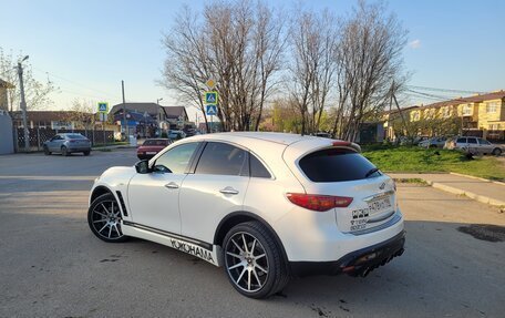 Infiniti FX II, 2012 год, 1 350 000 рублей, 4 фотография