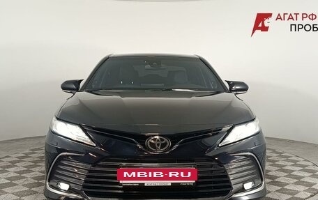 Toyota Camry, 2021 год, 3 570 000 рублей, 2 фотография