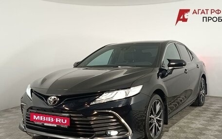 Toyota Camry, 2021 год, 3 570 000 рублей, 3 фотография