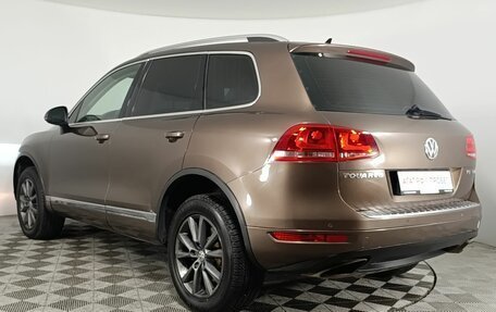 Volkswagen Touareg III, 2011 год, 1 890 000 рублей, 5 фотография