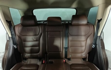 Volkswagen Touareg III, 2011 год, 1 890 000 рублей, 18 фотография