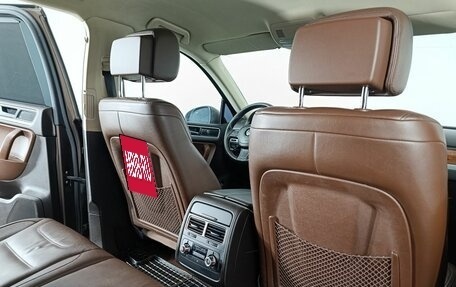 Volkswagen Touareg III, 2011 год, 1 890 000 рублей, 16 фотография