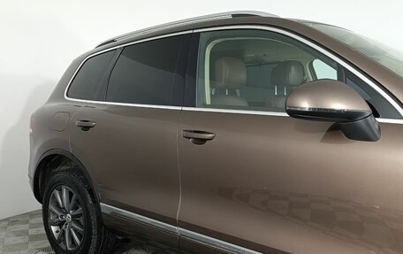 Volkswagen Touareg III, 2011 год, 1 890 000 рублей, 25 фотография