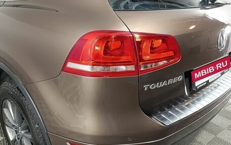 Volkswagen Touareg III, 2011 год, 1 890 000 рублей, 21 фотография