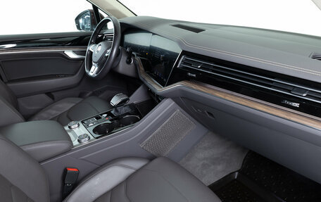 Volkswagen Touareg III, 2019 год, 5 059 000 рублей, 9 фотография