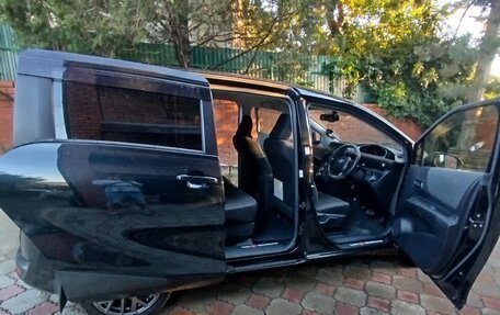 Toyota Sienta II, 2019 год, 1 700 000 рублей, 2 фотография