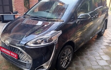Toyota Sienta II, 2019 год, 1 700 000 рублей, 8 фотография