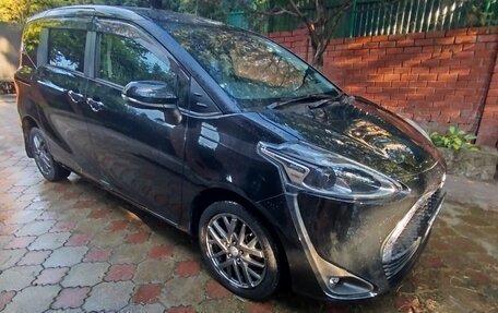 Toyota Sienta II, 2019 год, 1 700 000 рублей, 13 фотография