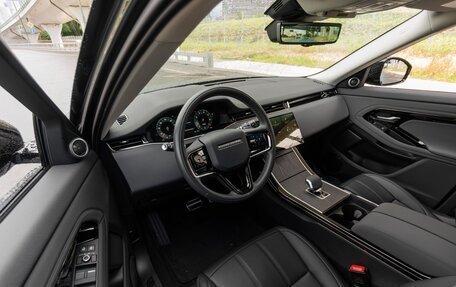 Land Rover Range Rover Evoque II, 2024 год, 5 300 000 рублей, 14 фотография