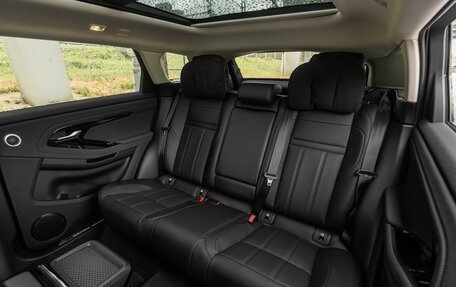 Land Rover Range Rover Evoque II, 2024 год, 5 300 000 рублей, 25 фотография