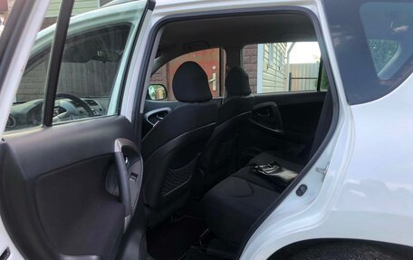 Toyota RAV4, 2008 год, 1 090 000 рублей, 14 фотография