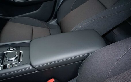 Mazda 3, 2026 год, 2 200 000 рублей, 13 фотография