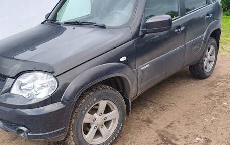 Chevrolet Niva I рестайлинг, 2013 год, 535 000 рублей, 2 фотография