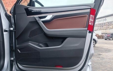 Volkswagen Touareg III, 2019 год, 4 000 000 рублей, 22 фотография