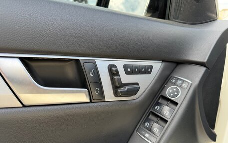 Mercedes-Benz C-Класс, 2011 год, 1 590 000 рублей, 18 фотография