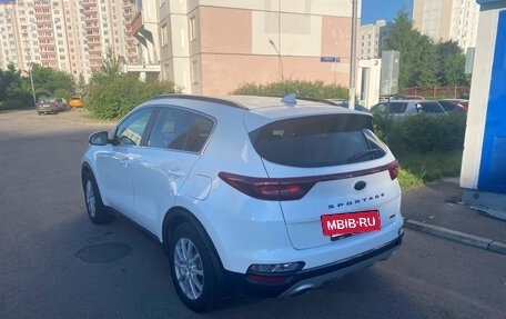 KIA Sportage IV рестайлинг, 2021 год, 2 000 000 рублей, 4 фотография