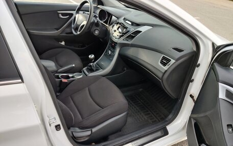 Hyundai Elantra V, 2015 год, 1 450 000 рублей, 15 фотография