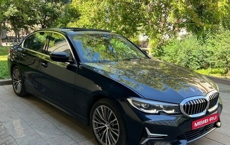 BMW 3 серия, 2021 год, 4 100 000 рублей, 1 фотография