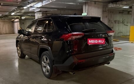 Toyota RAV4, 2020 год, 2 500 000 рублей, 4 фотография