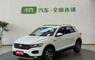 Volkswagen T-Roc I, 2021 год, 2 356 000 рублей, 1 фотография