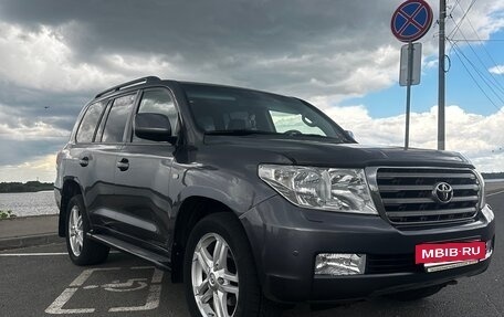 Toyota Land Cruiser 200, 2009 год, 2 350 000 рублей, 2 фотография