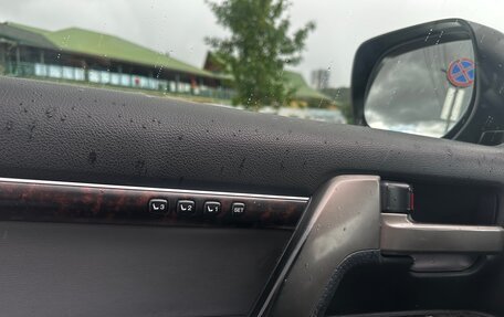 Toyota Land Cruiser 200, 2009 год, 2 350 000 рублей, 17 фотография