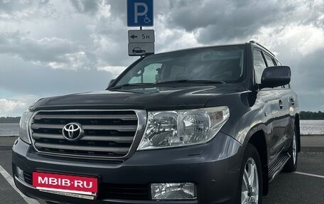 Toyota Land Cruiser 200, 2009 год, 2 350 000 рублей, 4 фотография