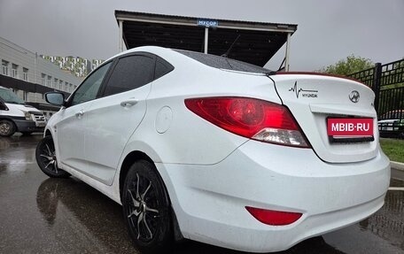 Hyundai Solaris II рестайлинг, 2012 год, 660 000 рублей, 11 фотография