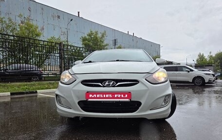 Hyundai Solaris II рестайлинг, 2012 год, 660 000 рублей, 9 фотография