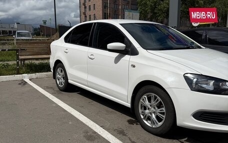 Volkswagen Polo VI (EU Market), 2013 год, 730 000 рублей, 2 фотография