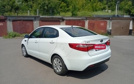 KIA Rio III рестайлинг, 2014 год, 920 000 рублей, 5 фотография