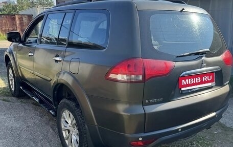 Mitsubishi Pajero Sport II рестайлинг, 2013 год, 1 500 000 рублей, 3 фотография