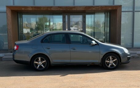 Volkswagen Jetta VI, 2009 год, 490 000 рублей, 4 фотография