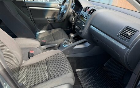 Volkswagen Jetta VI, 2009 год, 490 000 рублей, 13 фотография