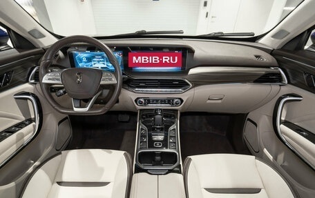 FAW Bestune T77, 2023 год, 1 840 000 рублей, 8 фотография